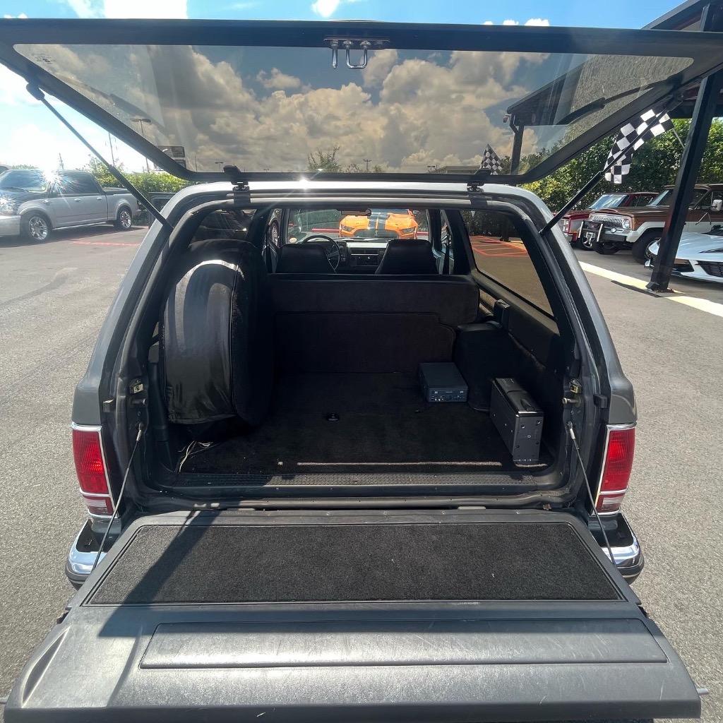 1990 Chevrolet Blazer - Photo 9