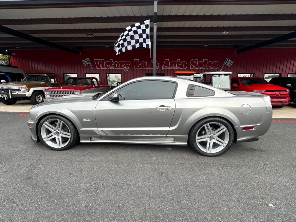 2008 Ford Mustang's photo