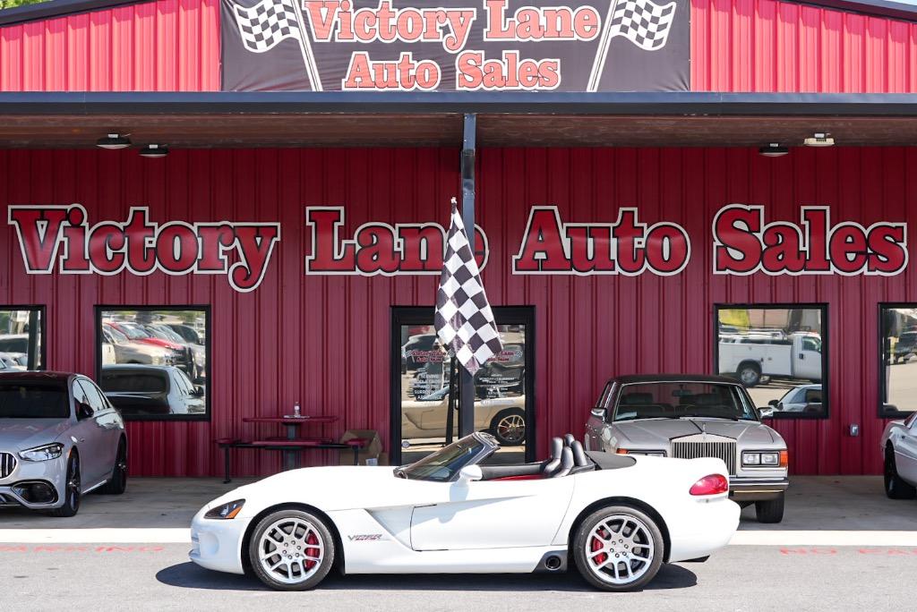 2004 Dodge Viper SRT-10's photo