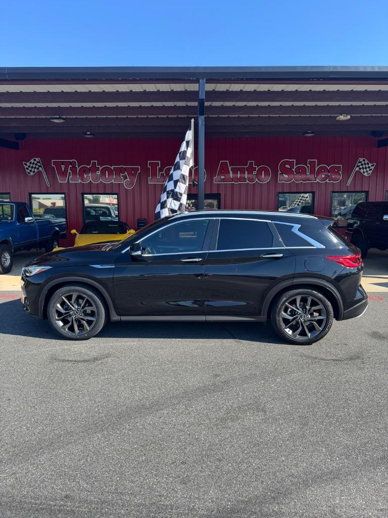 2019 INFINITI QX50 Essential's photo