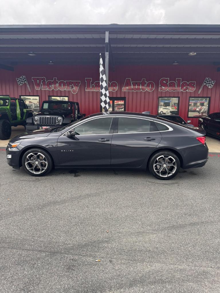 2023 Chevrolet Malibu 1LT's photo