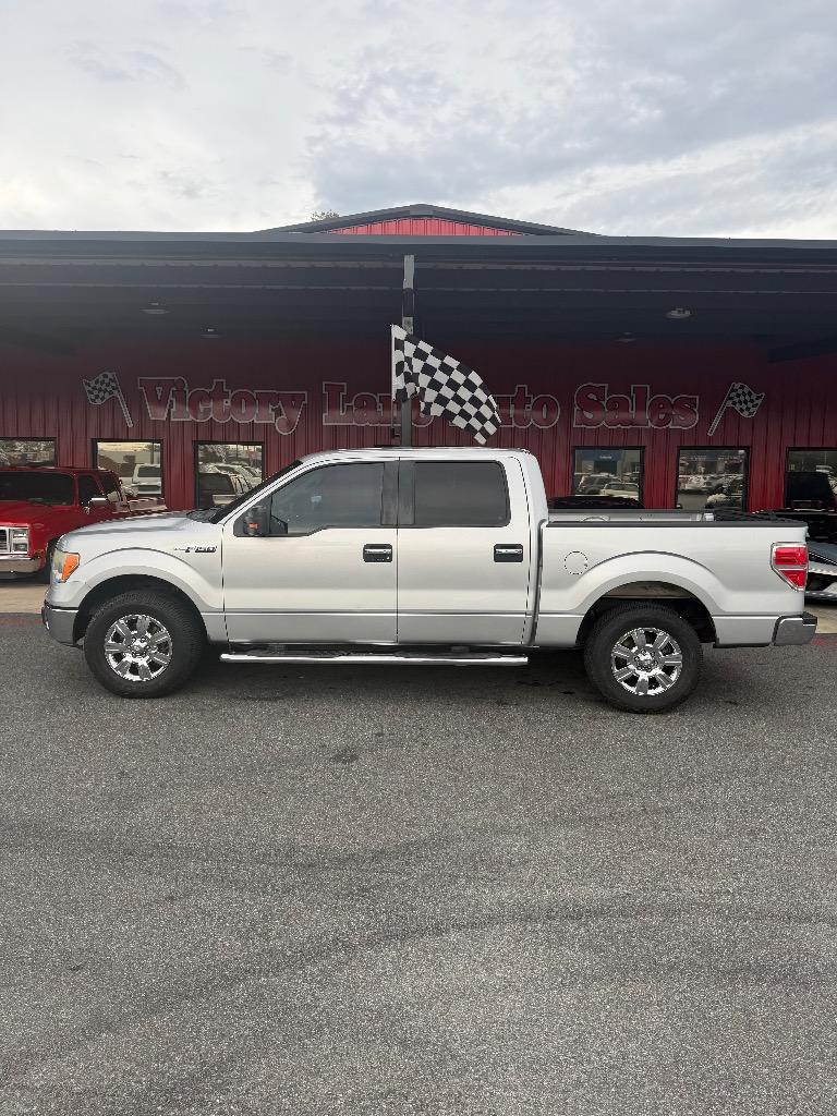 2011 Ford F-150 XLT's photo