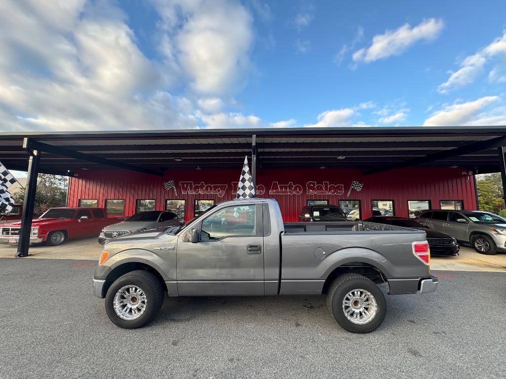 2014 Ford F-150 XL's photo