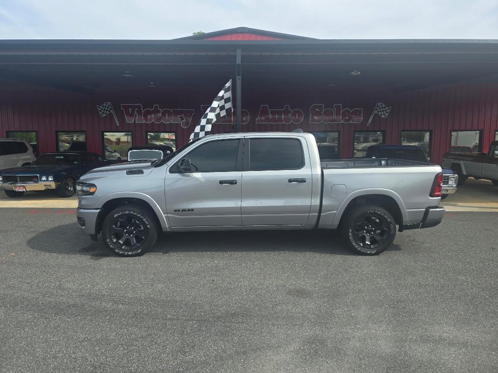 2025 RAM 1500 Big Horn/Lone Star 4x4 Crew Cab 5'7's photo