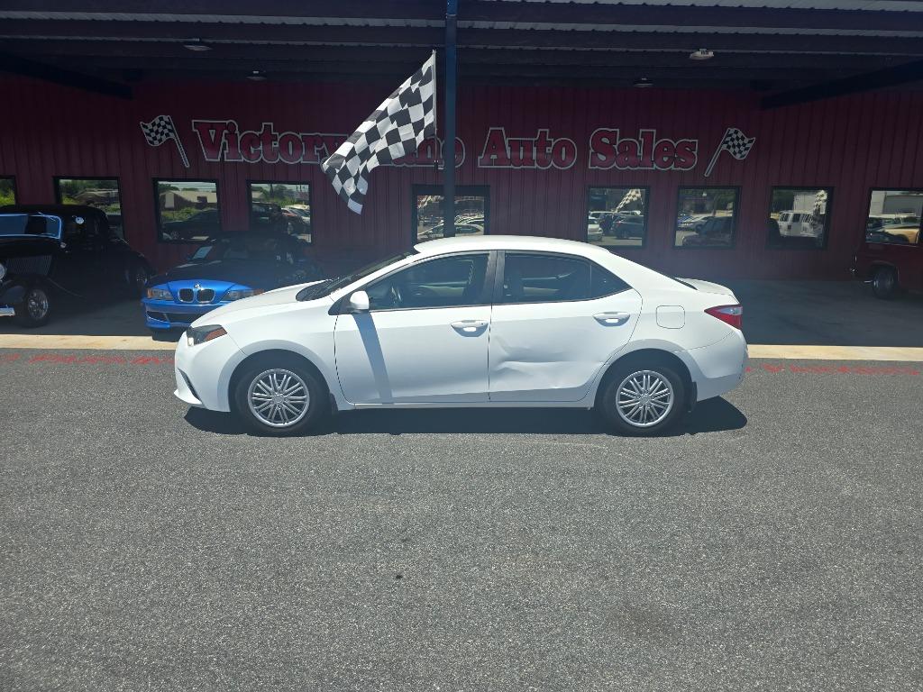 2015 Toyota Corolla LE AT's photo